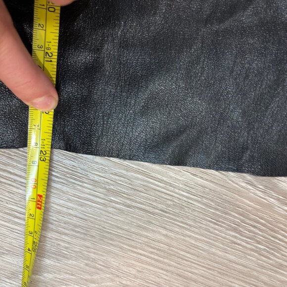 BABATON x ARITZIA Command Cropped Vegan Leather Pants Black sz 00 - Picture 11 of 12